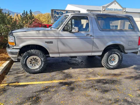 1992 Ford Bronco XLT