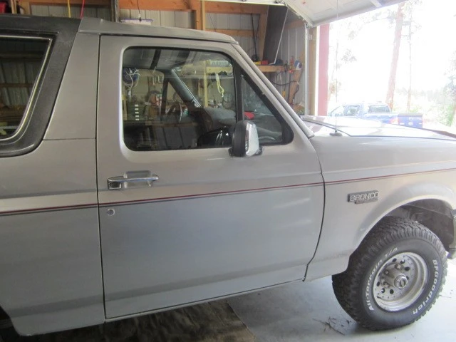 1992 Ford Bronco 5th Gen - Image 19 of 31