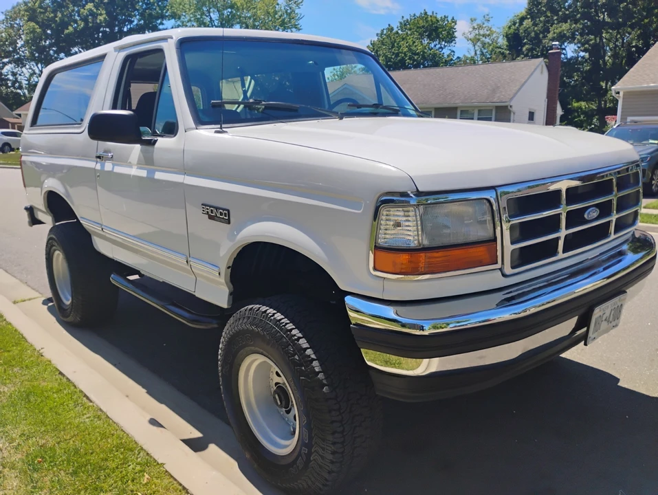 1992 Ford Bronco 5th Gen - Image 3 of 31
