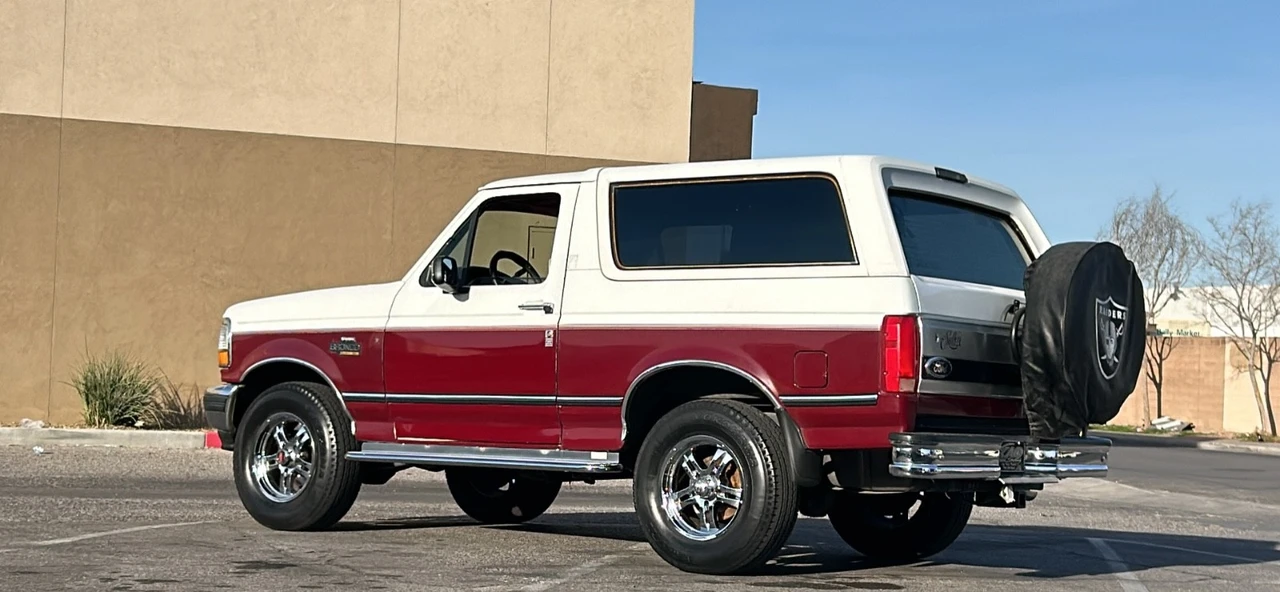 1992 Ford Bronco 5th Gen - Image 9 of 18