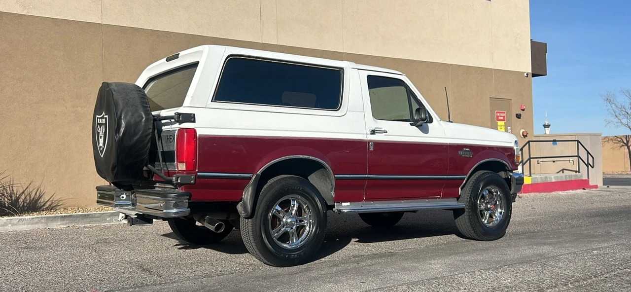 1992 Ford Bronco 5th Gen - Image 11 of 18