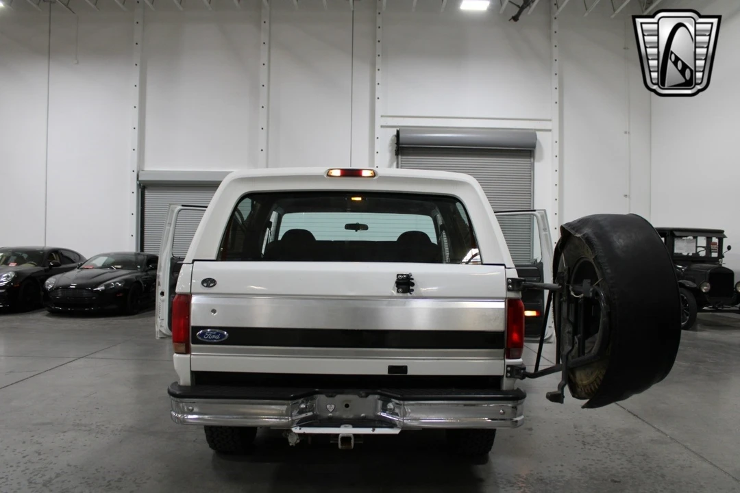 1992 Ford Bronco 5th Gen - Image 10 of 12