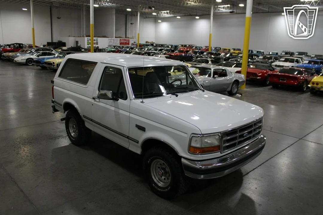 1992 Ford Bronco 5th Gen - Image 11 of 12