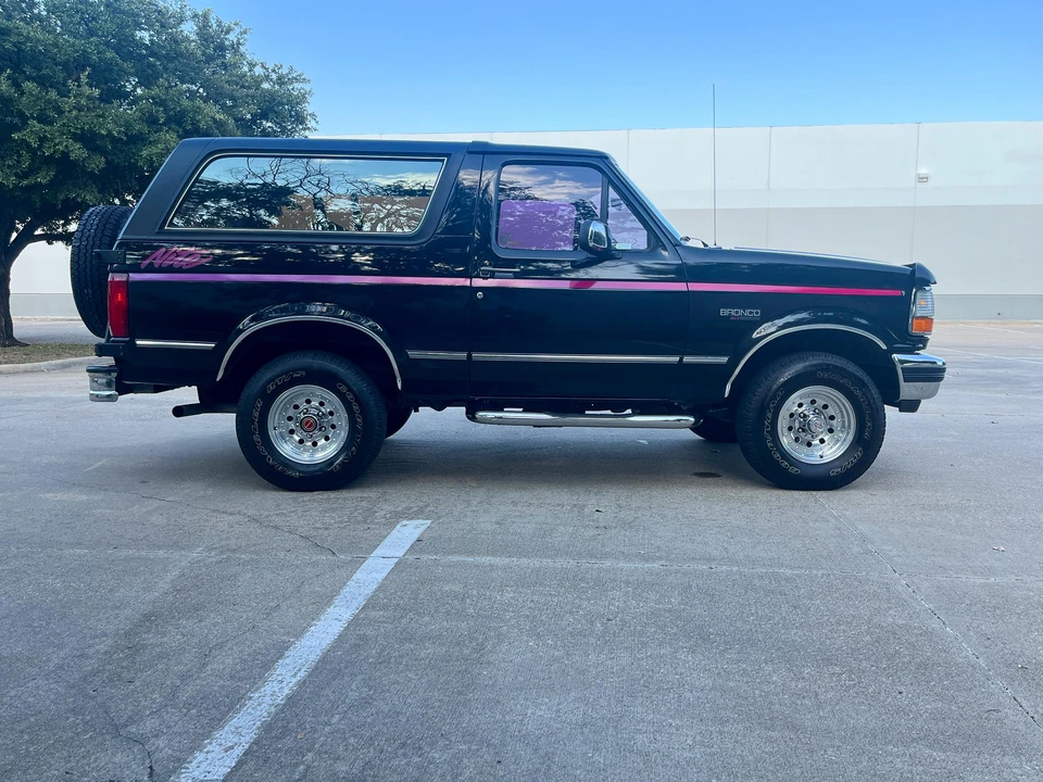 1992 Ford Bronco 5th Gen - Image 15 of 31