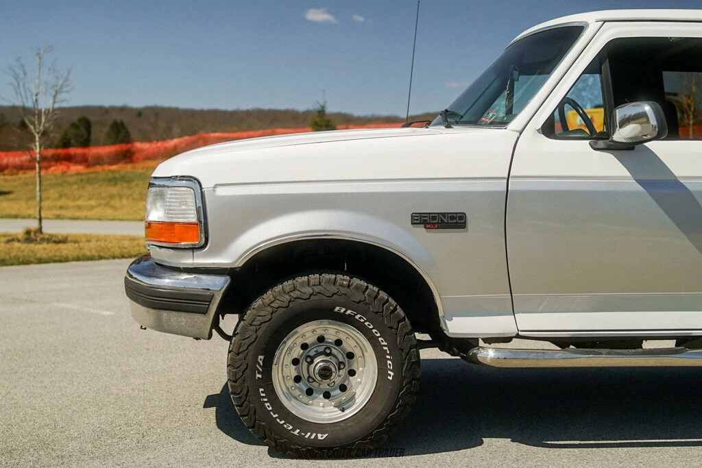 1992 Ford Bronco 5th Gen - Image 4 of 12