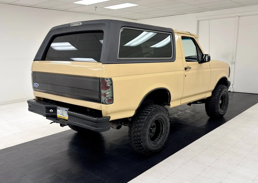 1992 Ford Bronco 5th Gen - Image 5 of 12