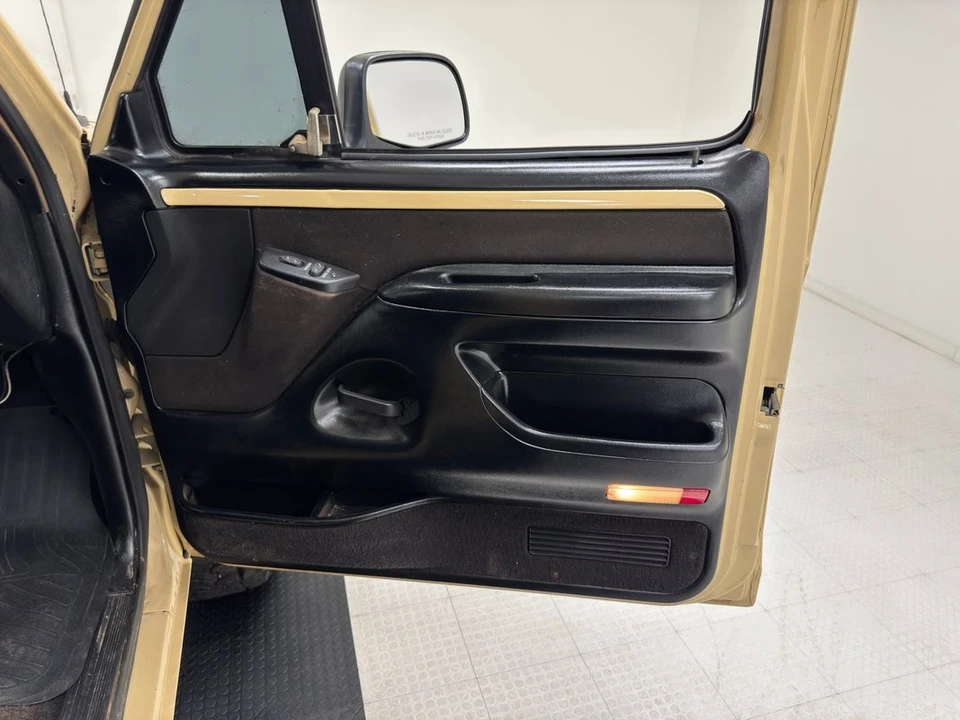 1992 Ford Bronco 5th Gen - Image 30 of 31