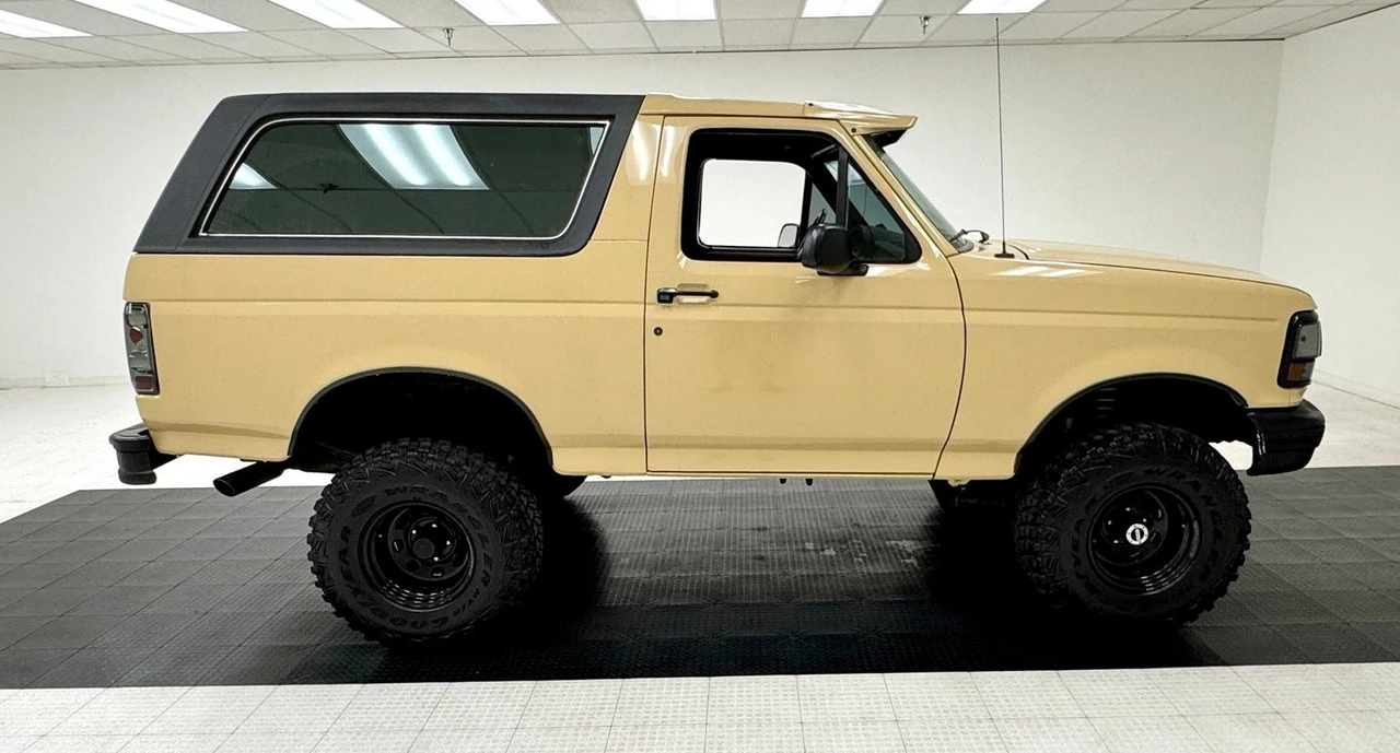 1992 Ford Bronco 5th Gen - Image 6 of 31