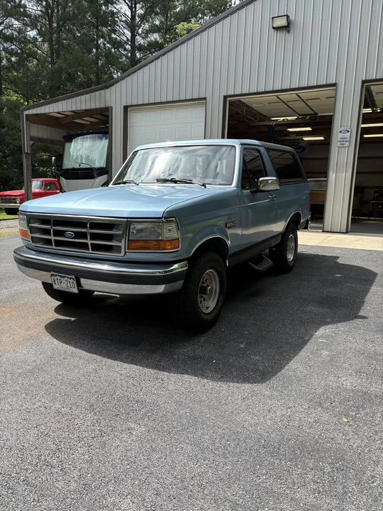1992 Ford Bronco 5th Gen - Image 2 of 31