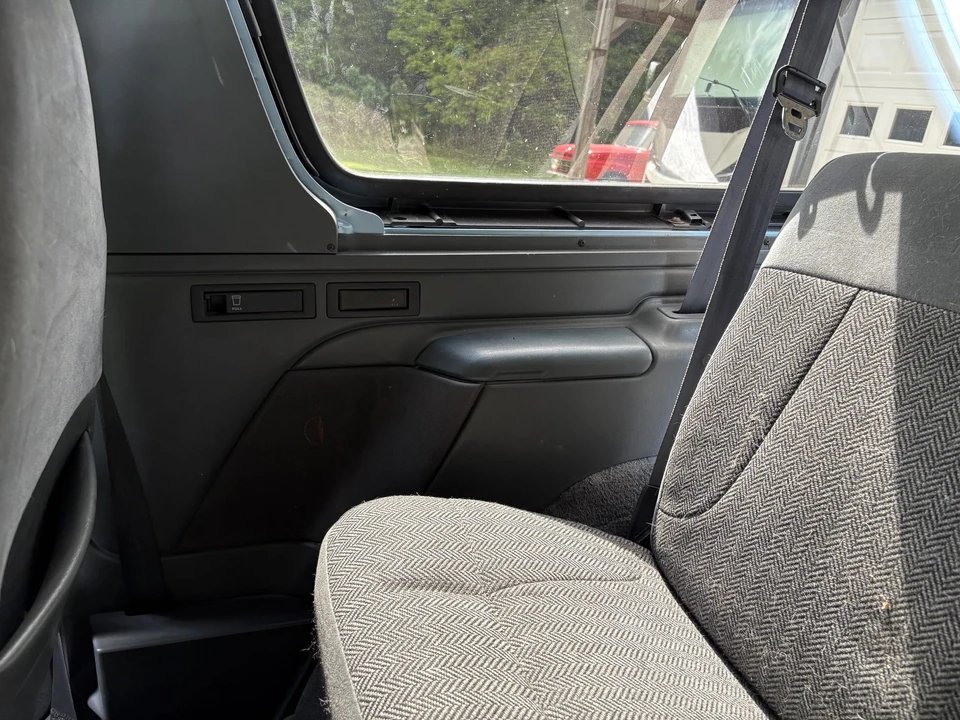 1992 Ford Bronco 5th Gen - Image 21 of 31