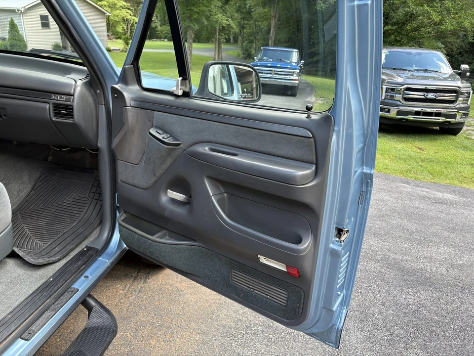 1992 Ford Bronco 5th Gen - Image 25 of 31