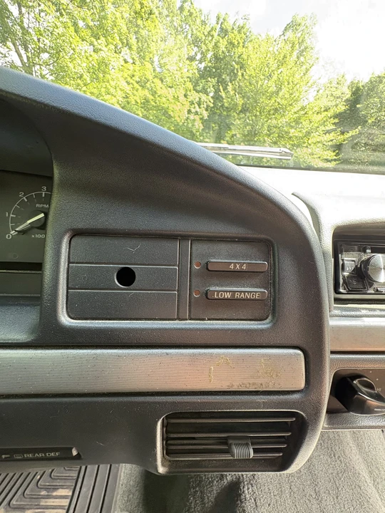 1992 Ford Bronco 5th Gen - Image 17 of 31