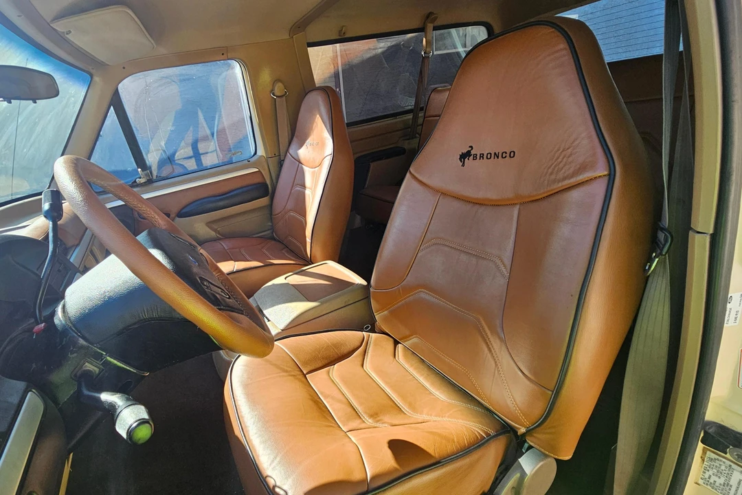 1992 Ford Bronco 5th Gen - Image 25 of 31