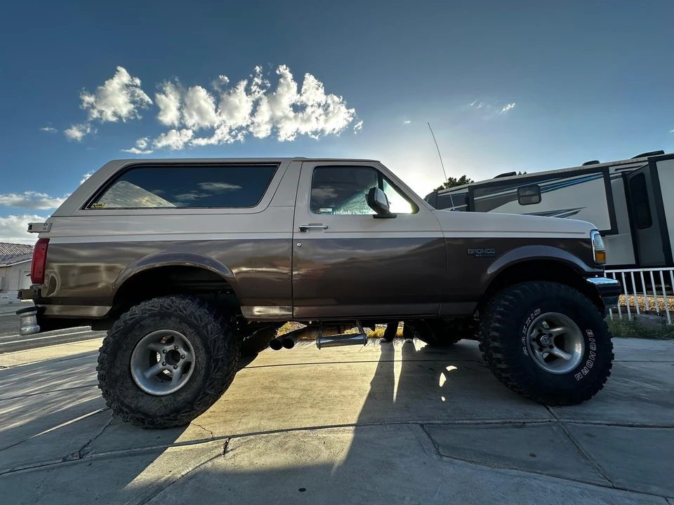 1992 Ford Bronco 5th Gen - Image 10 of 31