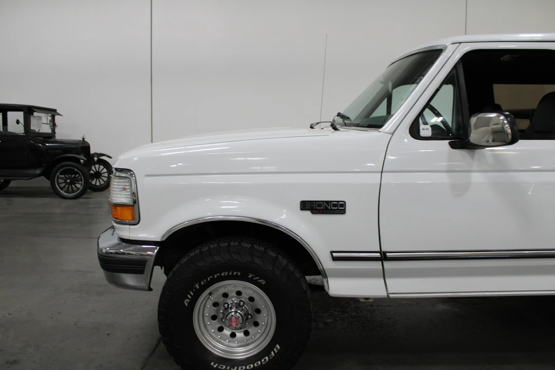 1992 Ford Bronco 5th Gen - Image 30 of 31
