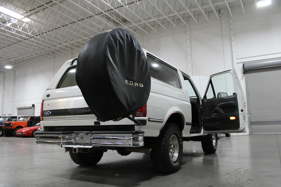 1992 Ford Bronco 5th Gen - Image 24 of 31