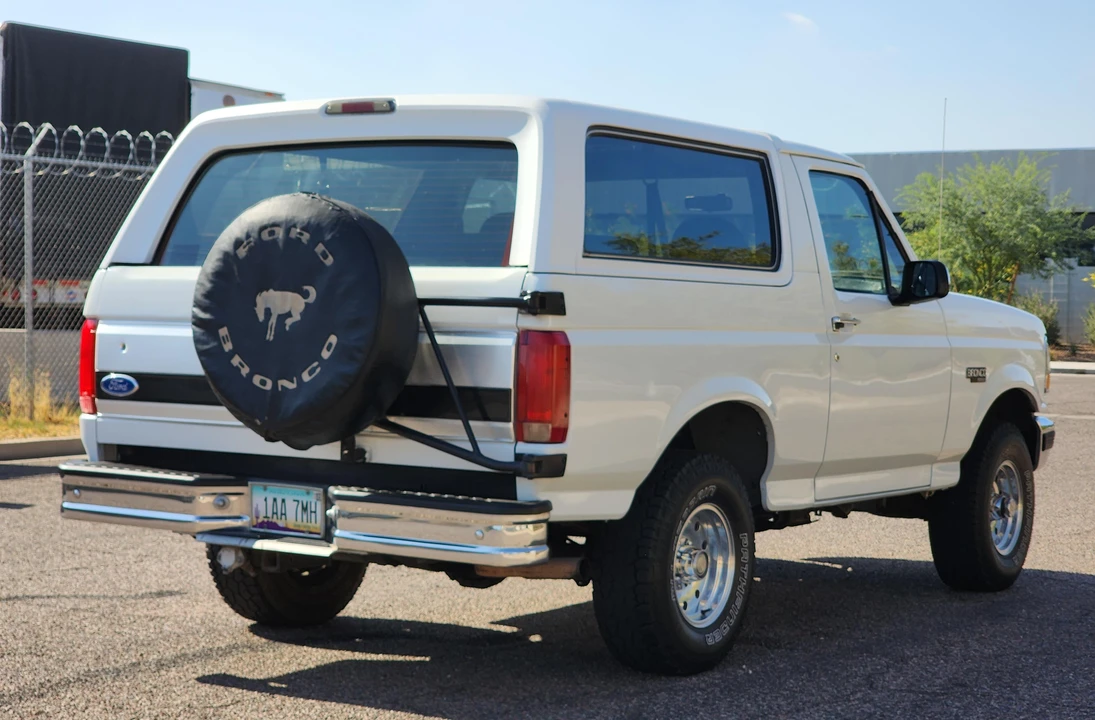 1992 Ford Bronco 5th Gen - Image 14 of 31