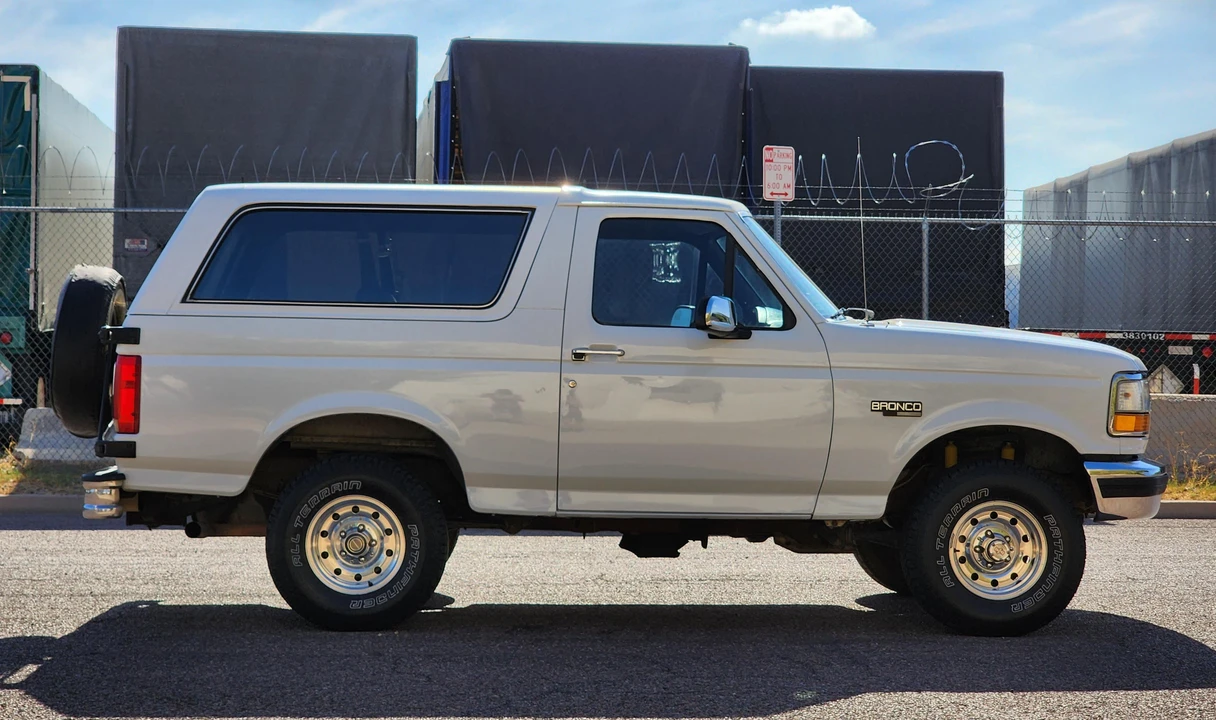 1992 Ford Bronco 5th Gen - Image 16 of 31