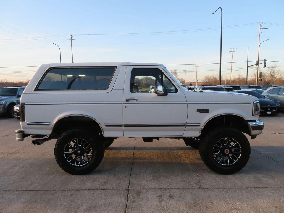 1992 Ford Bronco 5th Gen - Image 12 of 31