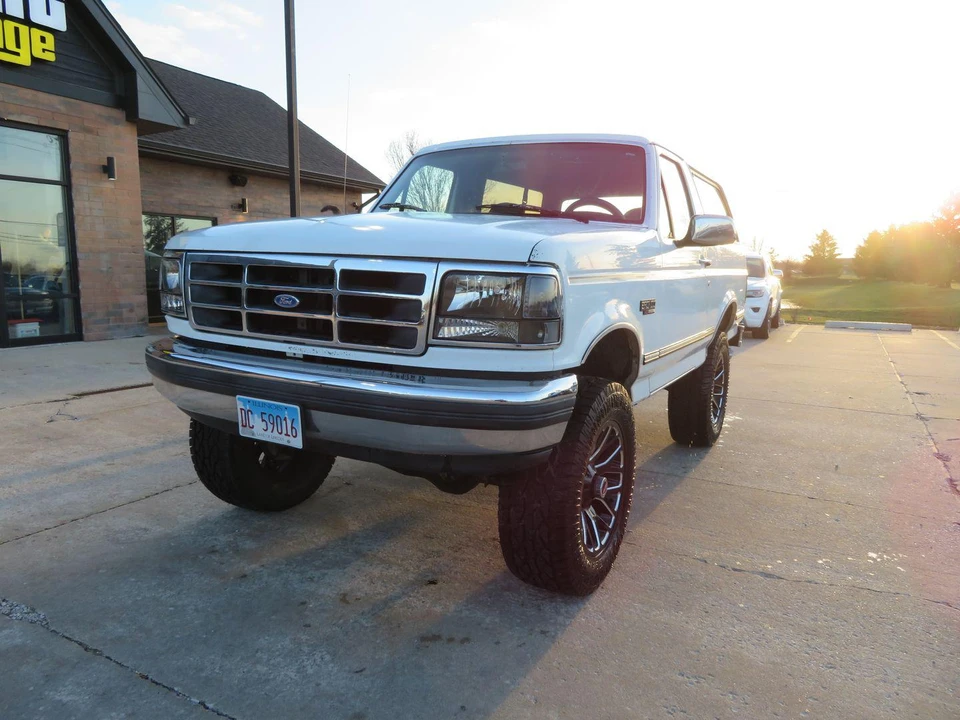 1992 Ford Bronco 5th Gen - Image 7 of 31