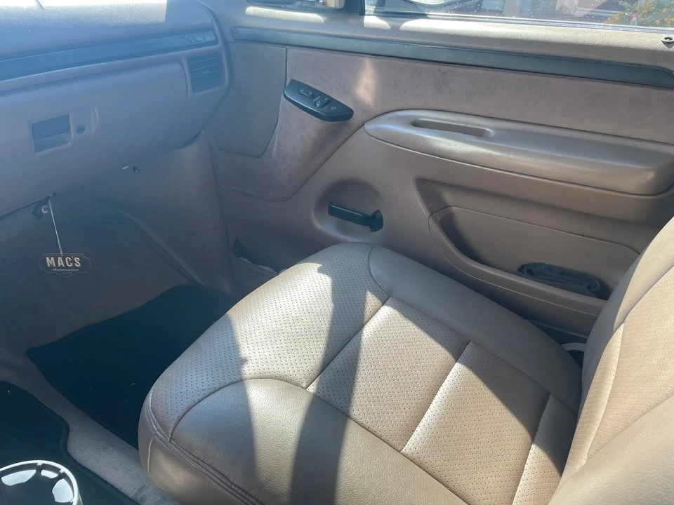 1992 Ford Bronco 5th Gen - Image 15 of 18