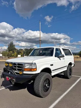 1992 Ford Bronco XLT