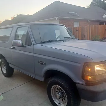 1992 Ford Bronco XLT