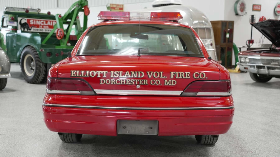 1992 Ford Crown Victoria - Image 9 of 31