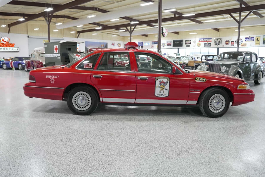 1992 Ford Crown Victoria - Image 7 of 31