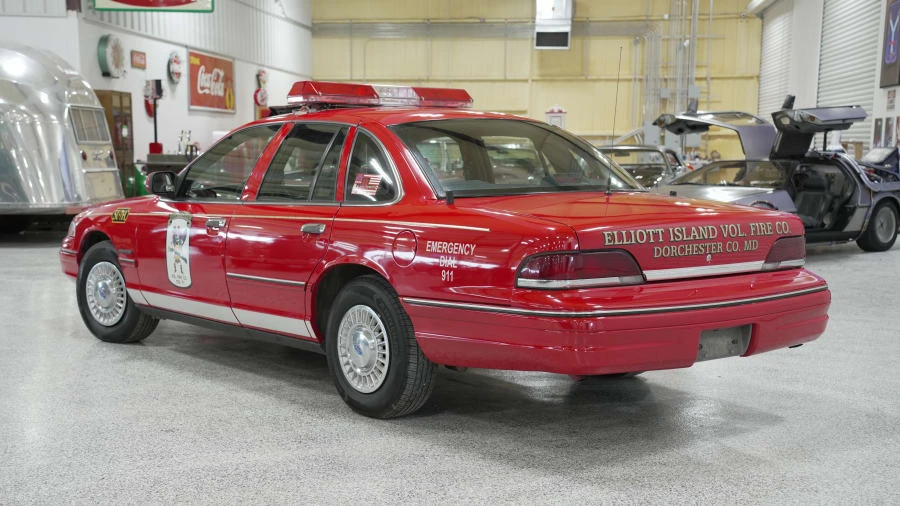 1992 Ford Crown Victoria - Image 13 of 31