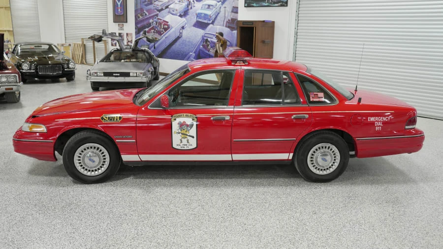 1992 Ford Crown Victoria - Image 2 of 31