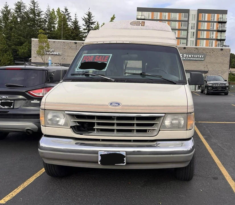 1992 Ford Econoline Van - Image 2 of 11