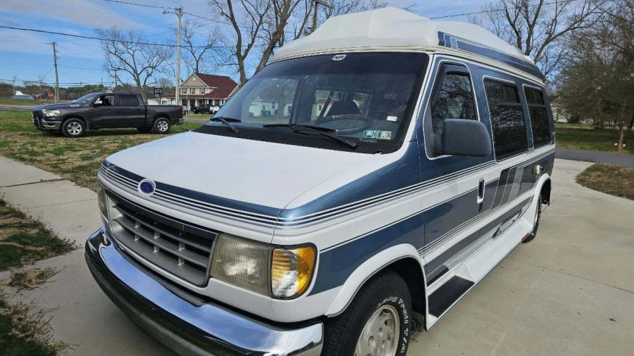 1992 Ford Econoline Van - Image 2 of 4