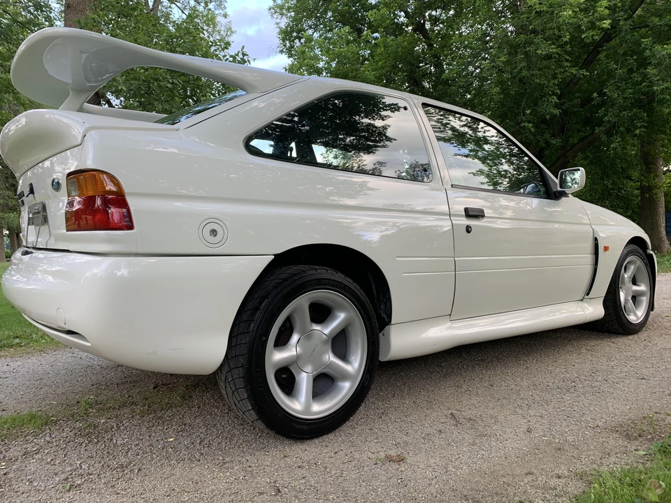 1992 Ford Escort RS Cosworth - Image 13 of 27