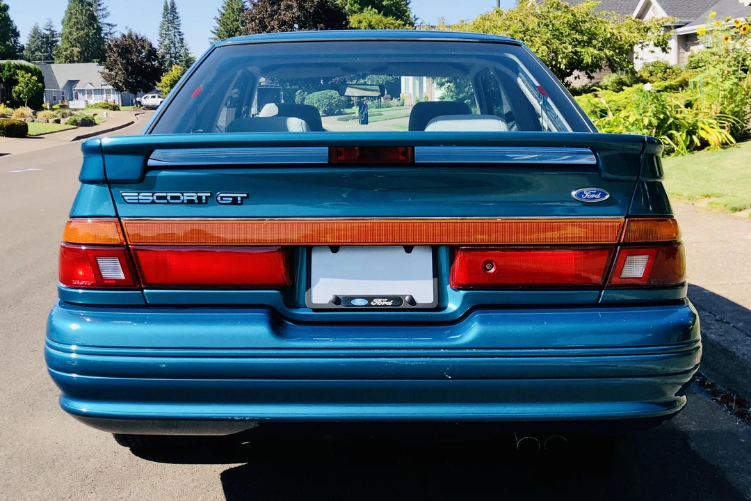 1992 Ford Escort (North America) - Image 5 of 31