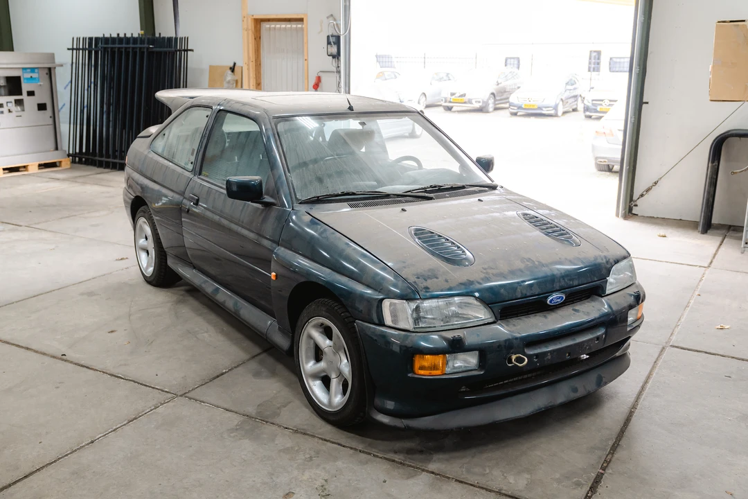 1992 Ford Escort RS Cosworth - Image 14 of 31