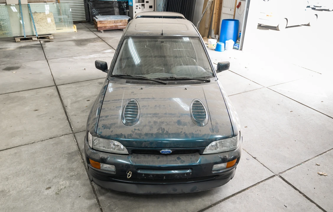 1992 Ford Escort RS Cosworth - Image 26 of 31