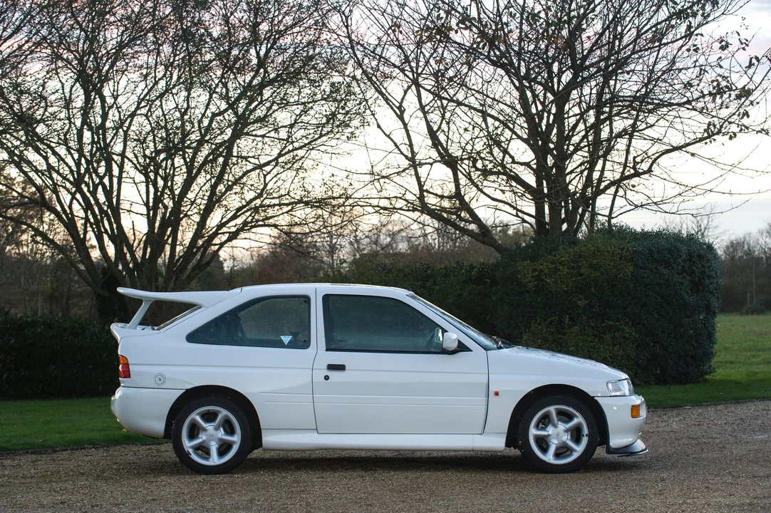 1992 Ford Escort RS Cosworth - Image 7 of 8