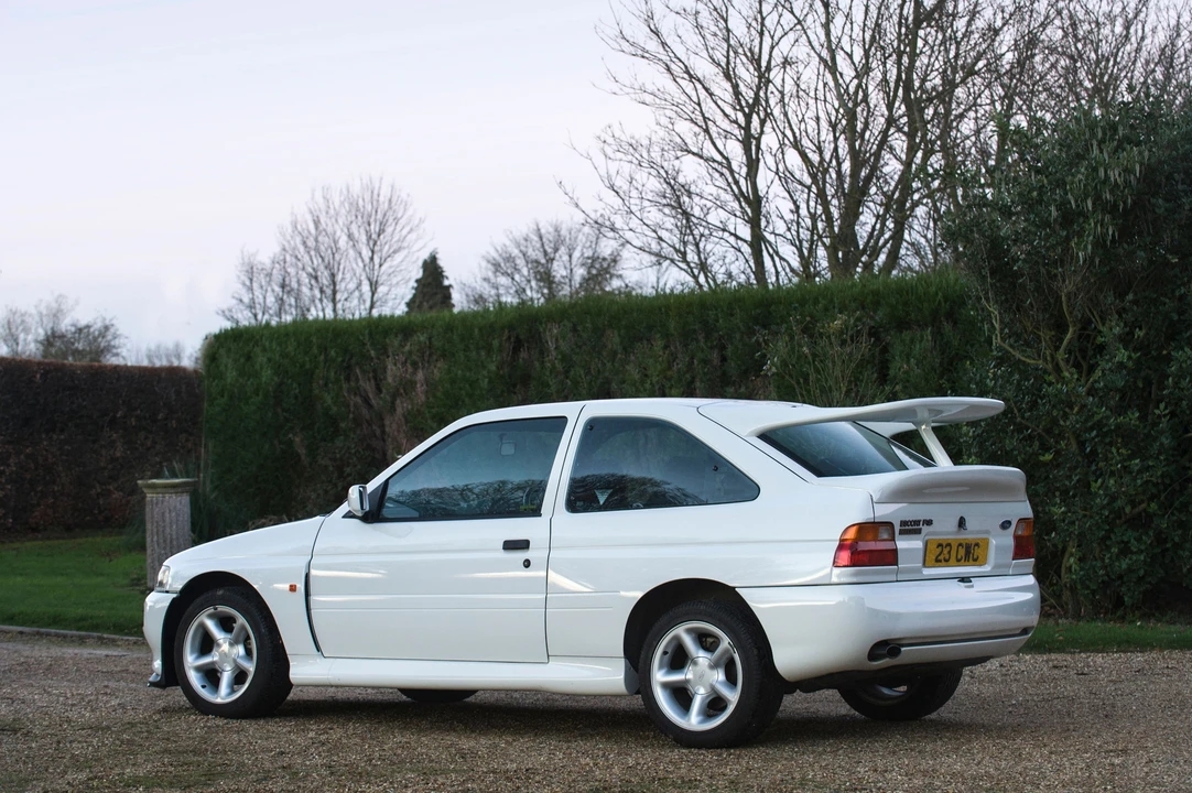 1992 Ford Escort RS Cosworth - Image 6 of 8