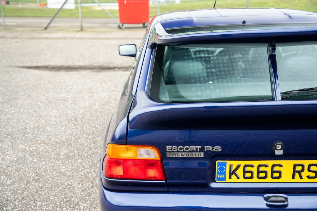 1992 Ford Escort RS Cosworth - Image 25 of 31