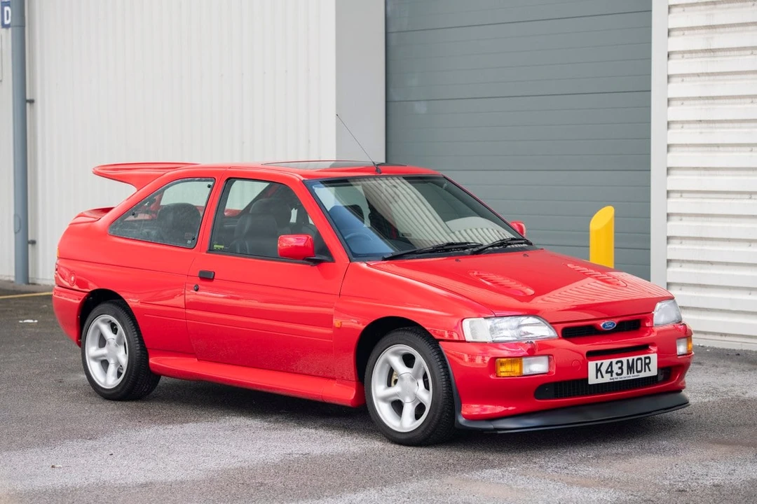 1992 Ford Escort RS Cosworth - Image 11 of 30