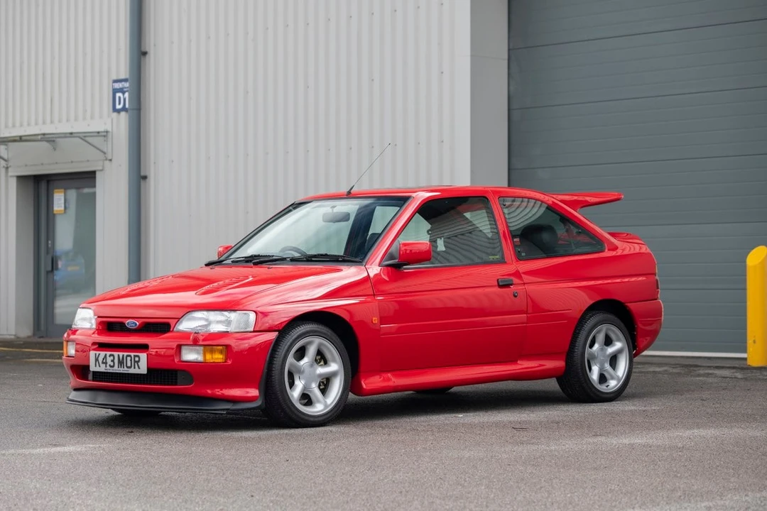 1992 Ford Escort RS Cosworth - Image 15 of 30