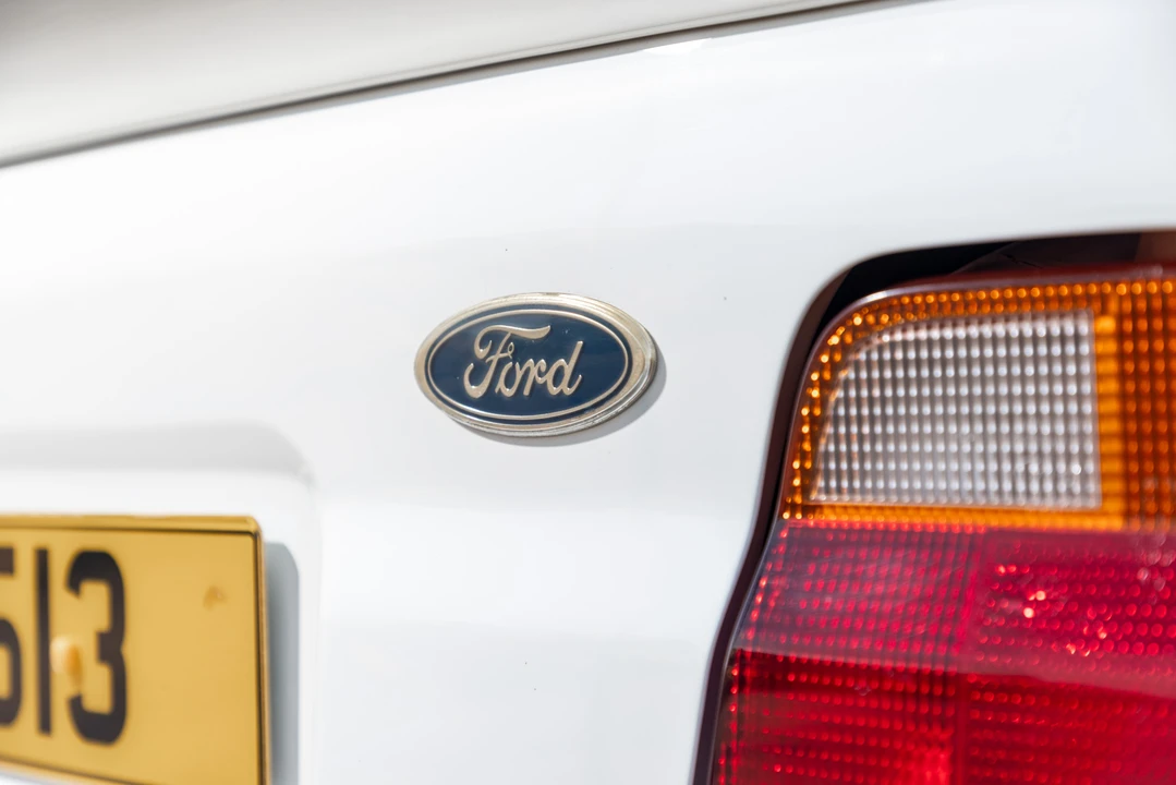 1992 Ford Escort RS Cosworth - Image 23 of 31