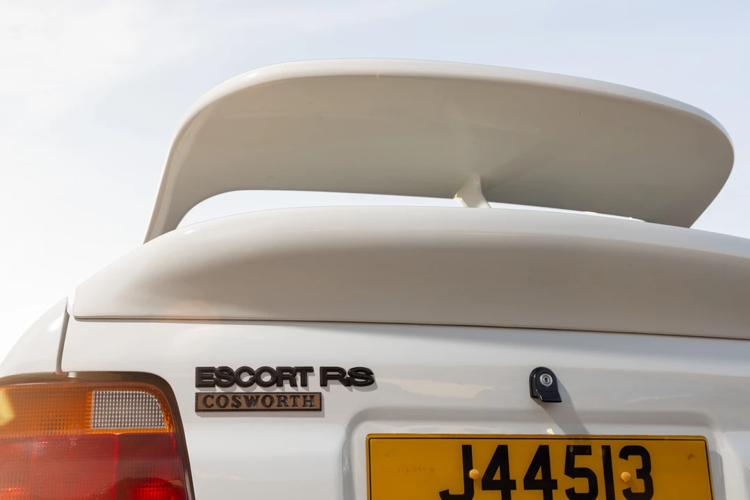 1992 Ford Escort RS Cosworth - Image 25 of 31