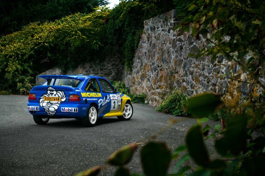 1992 Ford Escort RS Cosworth - Image 3 of 15