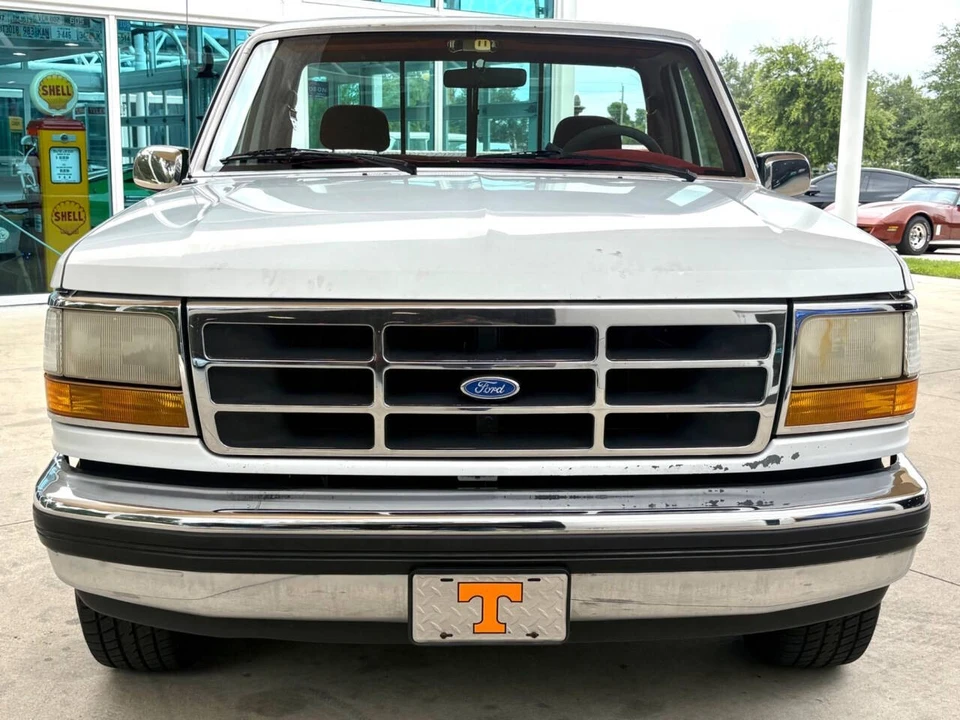 1992 Ford F-Series 9th Gen - Image 2 of 31