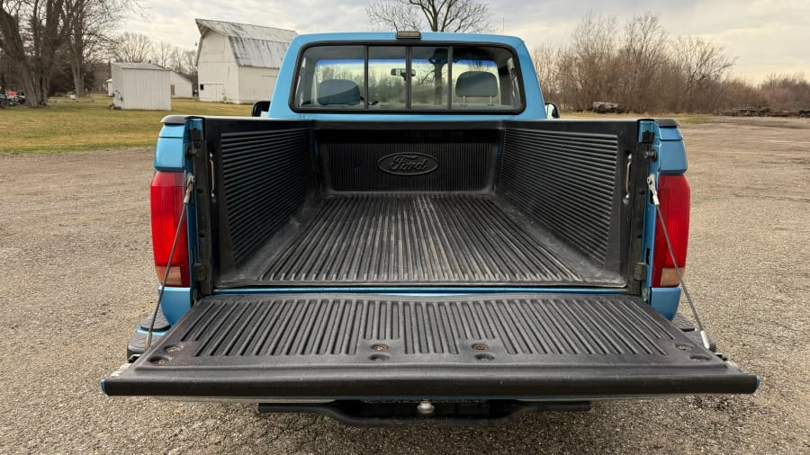 1992 Ford F-Series 9th Gen - Image 22 of 23