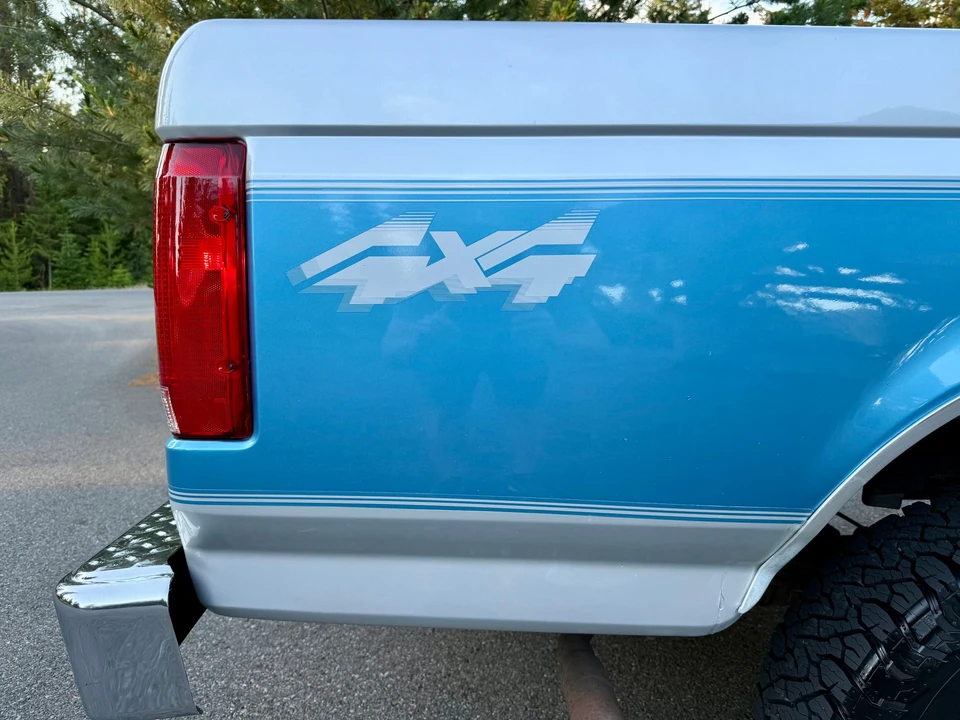 1992 Ford F-Series - Image 28 of 31