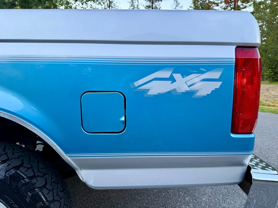 1992 Ford F-Series - Image 27 of 31