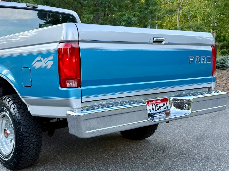 1992 Ford F-Series - Image 23 of 31